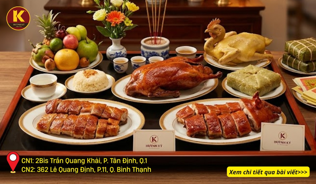 mâm cúng lễ với món quay mang về